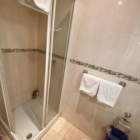 Alojamento de Acomodação e Pequeno-almoço Cozy In Shared - Shared Bathroom Arrecife (Lanzarote)